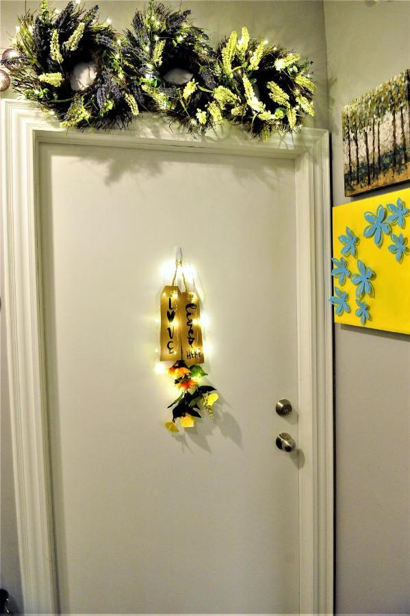 Dream Catcher Travel House Toronto Bagian luar foto