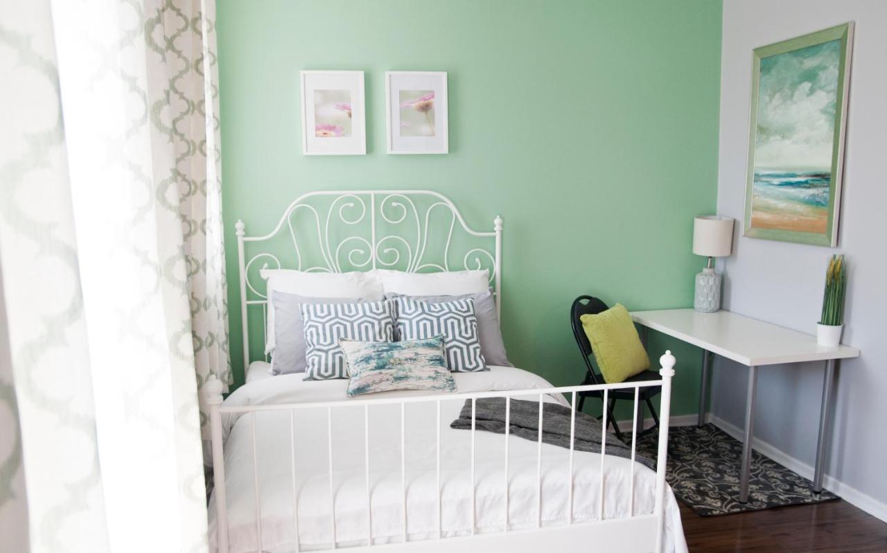 Dream Catcher Travel House Toronto Bagian luar foto